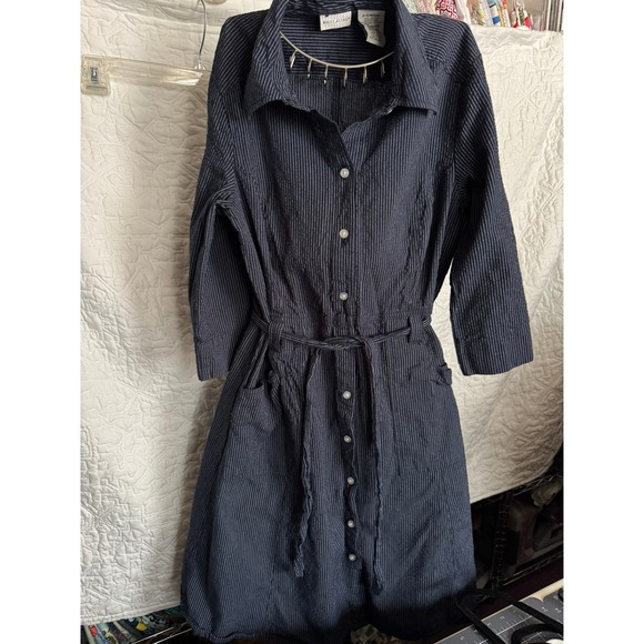 White Stag Dresses & Skirts - White Stag Navy Pinstripe Seersucker Shirt Dress Cotton Button Front Medium 8/10